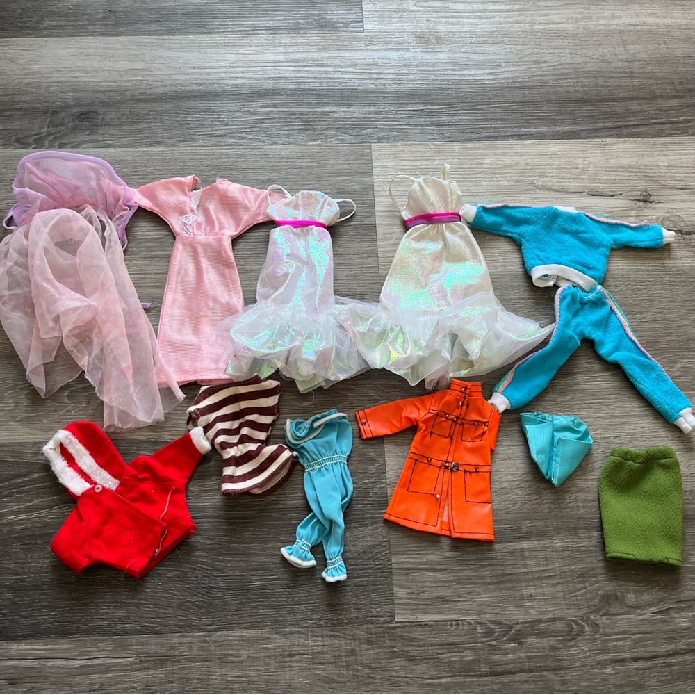 Vintage Barbie clothing